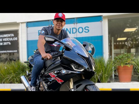 Leia mais sobre o artigo TIRANDO A NOVA S1000RR 2021 PRETA DA CONCESSIONÁRIA BMW