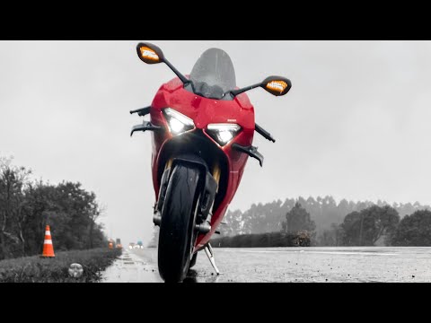 Leia mais sobre o artigo SOFRI MUITO NA CHUVA E FRIO NA VIAGEM DUCATI PANIGALE V4S