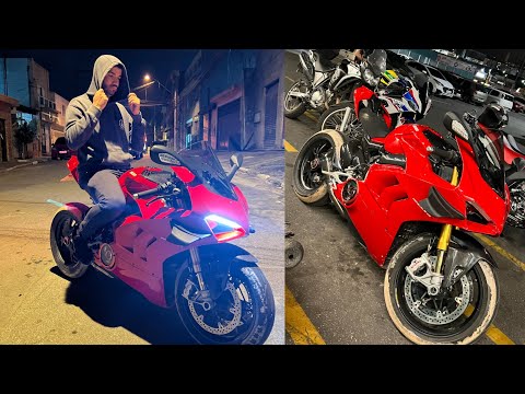 Leia mais sobre o artigo FUI NA FAVELA DE DUCATI V4S
