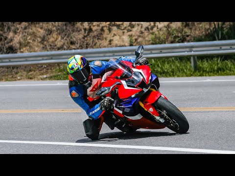 Leia mais sobre o artigo O BICHO PEGOU DE VERDADE NESSE VIDEO EM MORUNGABA CBR 1000 RR-R E DUCATI 959