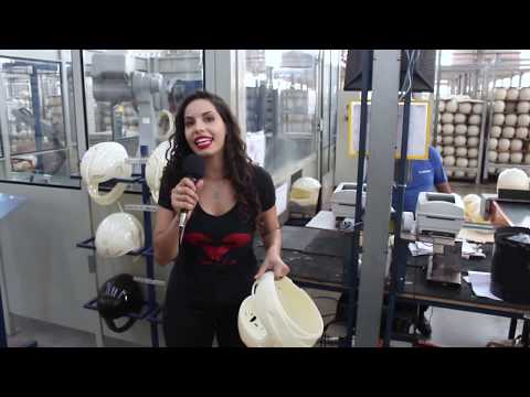 Leia mais sobre o artigo 🏍 COMO É FEITO UM CAPACETE? VISITEI A FÁBRICA DA PEELS – FABRICA DE CAPACETE l MotoPLAY