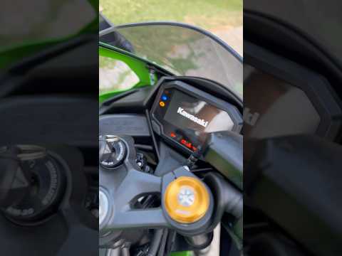 Leia mais sobre o artigo NINJA 400: ESSA É A NINJA ZX-4R  😍 #ninjazx4r #motos #motovlog