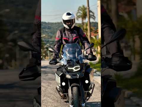 Leia mais sobre o artigo O que as motogirls realmente querem!🤭 #peelscapacetes #short #motogirl